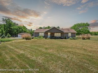 5815 Kinneville Rd, Eaton Rapids, MI 48827