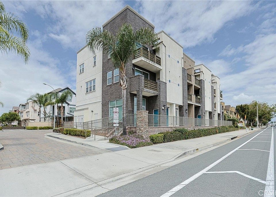 1st image of 1300 N Harbor Blvd