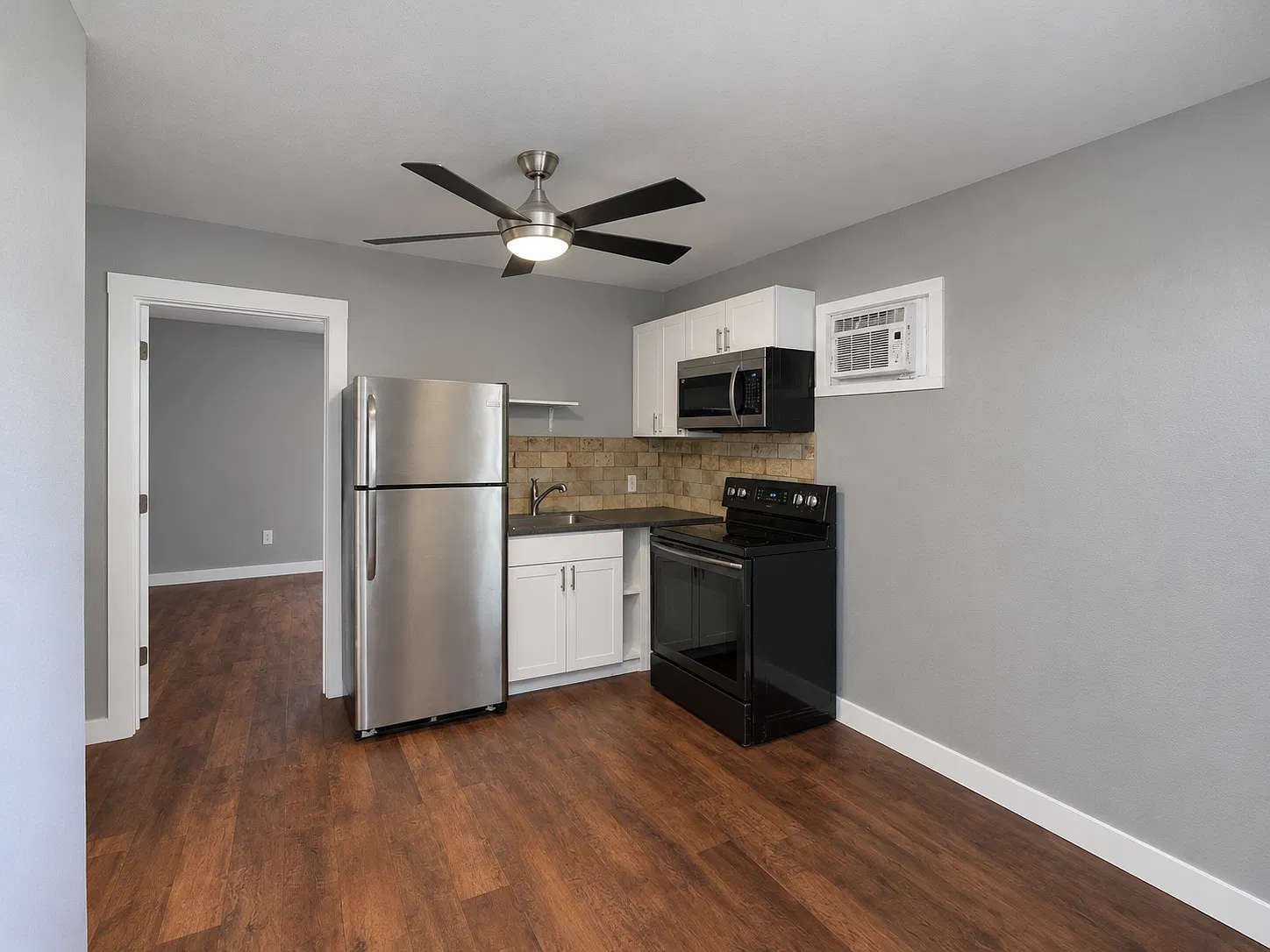 1 bed, $850 — Photo 1