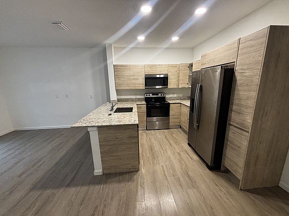 2nd image of 1209 Southstation Pl