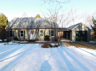 70 Maple Ave W, Higganum, CT 06441