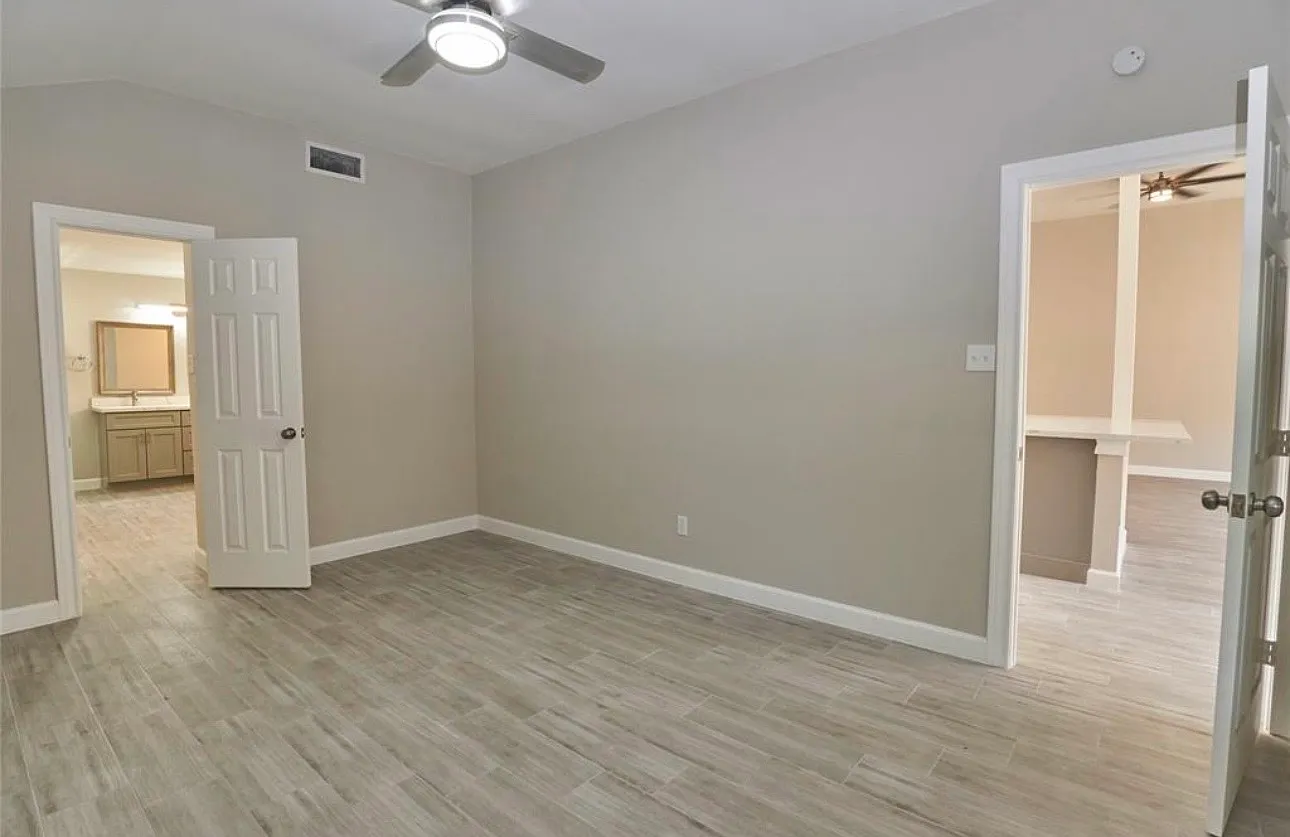 3 bed, 1504 sqft, $1,800 — Photo 1