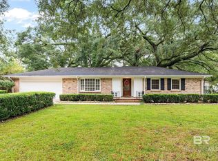 1110 Main St, Daphne, AL 36526