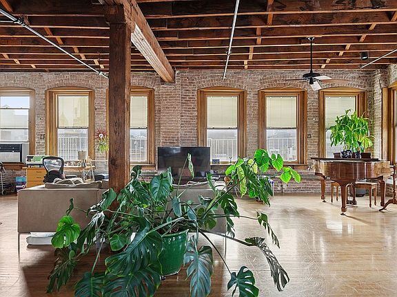 3rd image of 143 Prince St #Penthouse