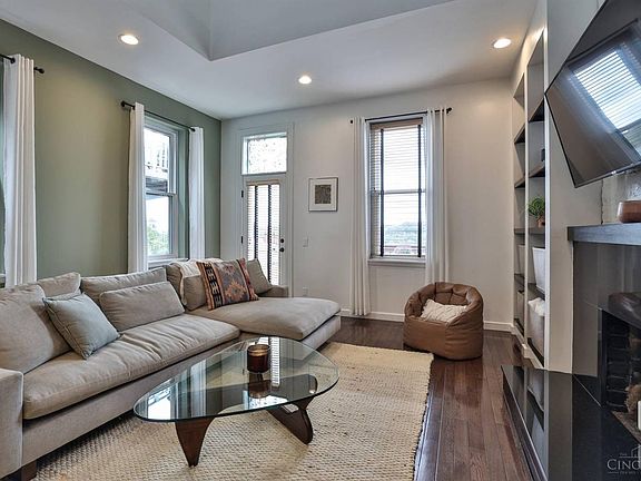 5th image of 2121 Deerfield Pl #2