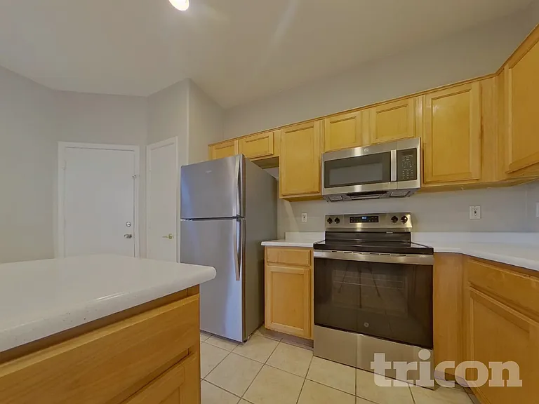 8523 W Papago St — Photo 6