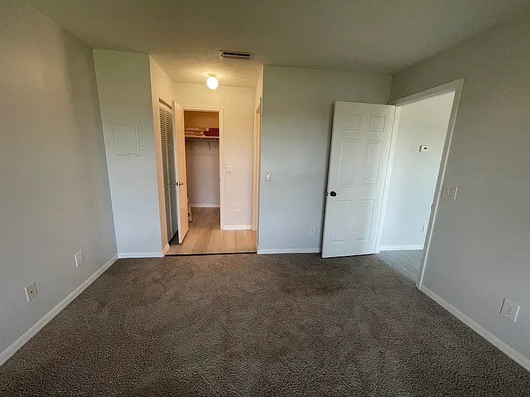 6537 SE Federal Hwy #202 — Photo 17