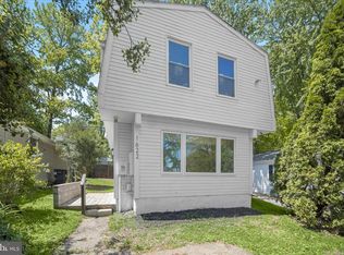 1622 Chesapeake Dr, Edgewater, MD 21037