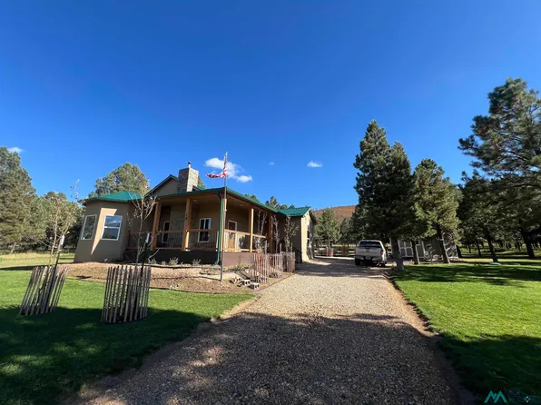 18 Patron Rd, Rociada, NM 87742