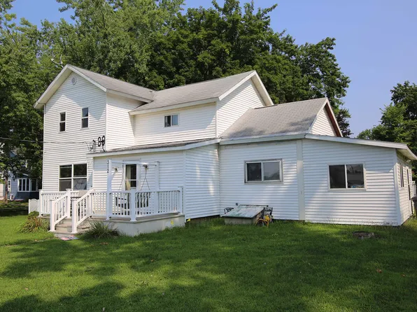 312 W Peck Ave, White Pigeon, MI 49099