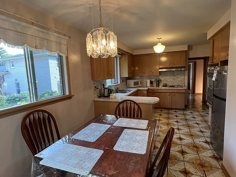 444 Longmore St #MAIN — Photo 6