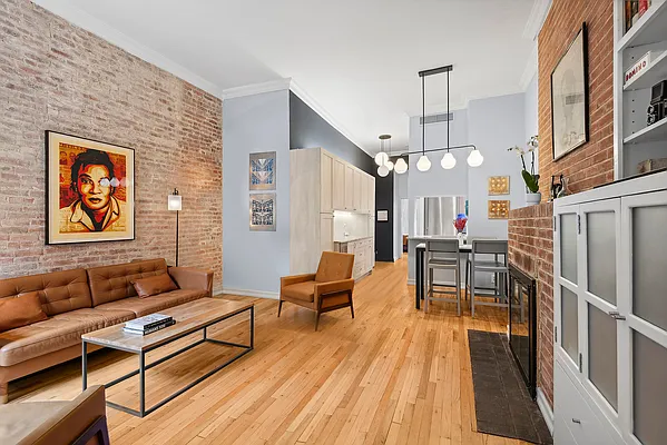 Sold by Compass | media 3