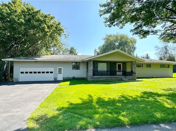 1 Golden Pl, Utica, NY 13501