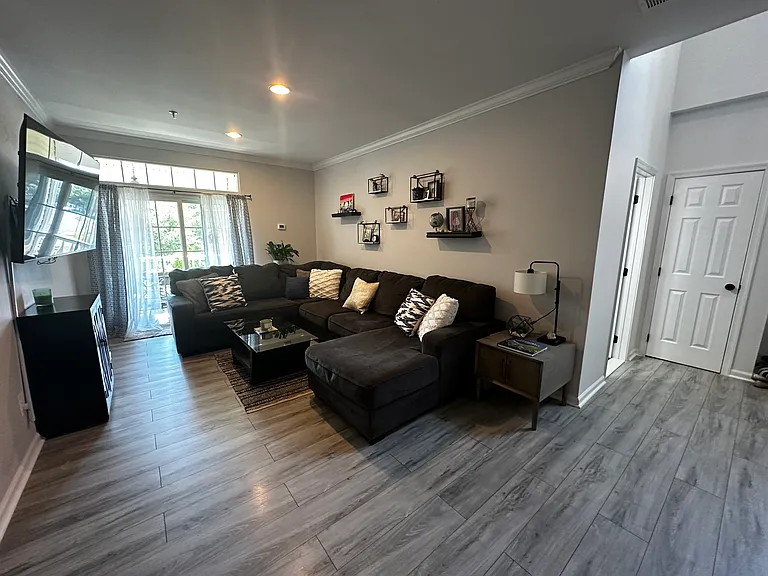 43920 Hickory Corner Ter #113 — Photo 8