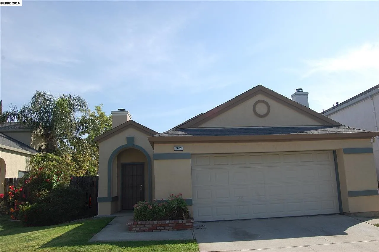 2089 Meadowlark Ln photo 1