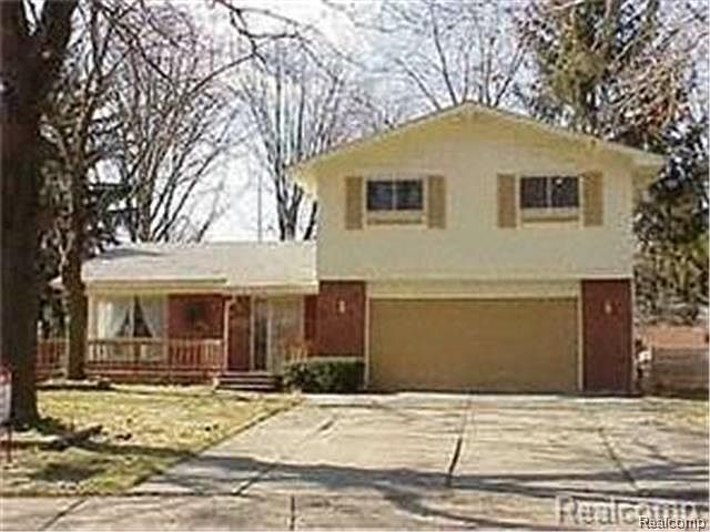 1st image of 29405 Somerset Dr