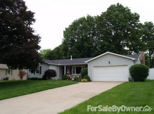 3315 Rustic Ln, Erie, PA 16506