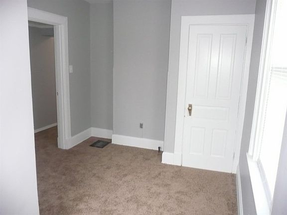 5th image of 308 Jefferson Ave