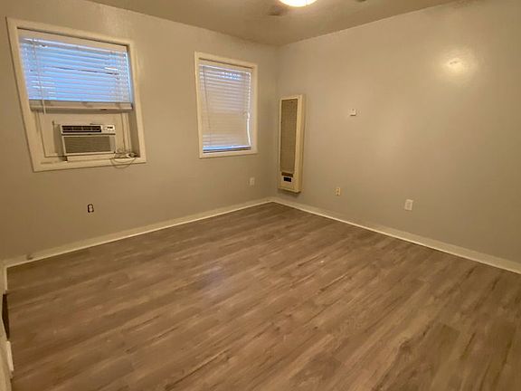 4th image of 1307 G St APT 6