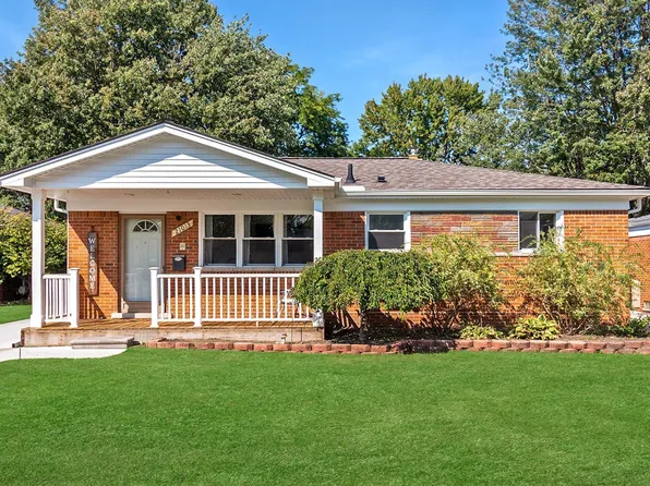 21013 Saint Gertrude St, Saint Clair Shores, MI 48081