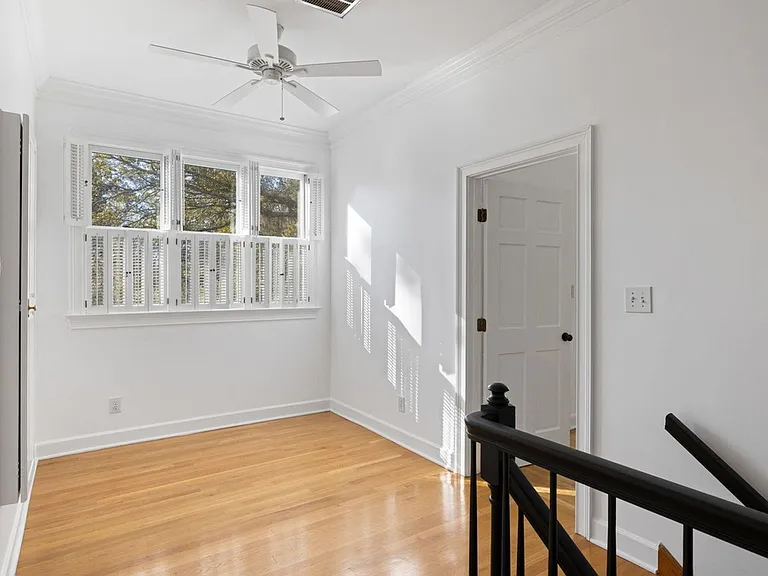 669 Palisades Dr — Photo 18
