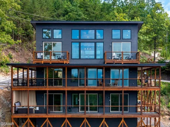 875 Shell Mountain Rd, Sevierville, TN 37876