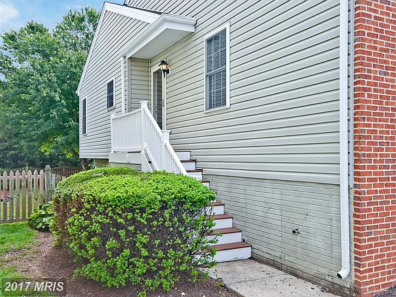 2nd image of 1503 Shadywood Ct
