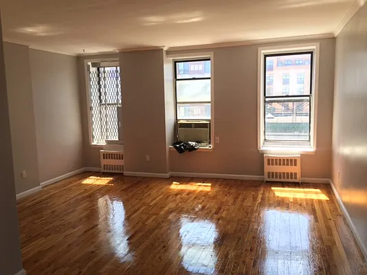 Rented by Bohemia Realty Group | media 13