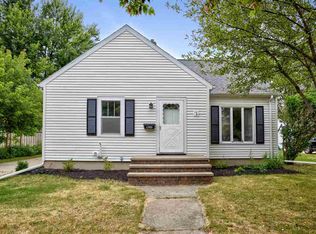 1745 N Meade St, Appleton, WI 54911