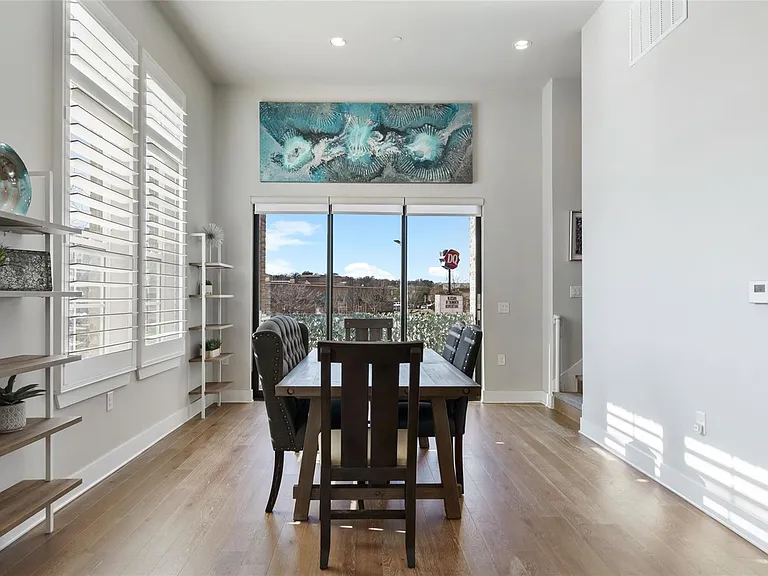 1411 Town Creek Dr #4 — Photo 12