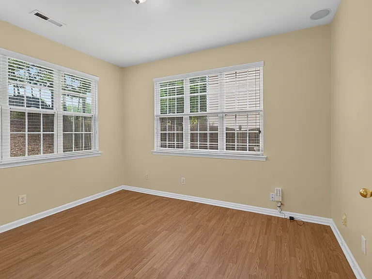 17222 Westmill Ln — Photo 8
