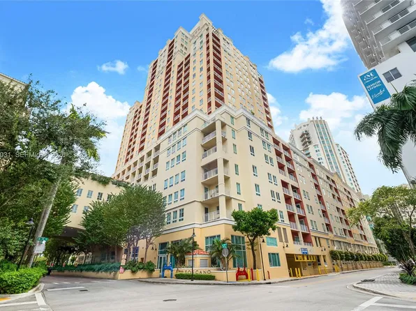 7355 SW 89th St APT 423N, Miami, FL 33156