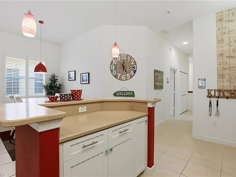 8601 Piazza Del Lago Cir #203 — Photo 11