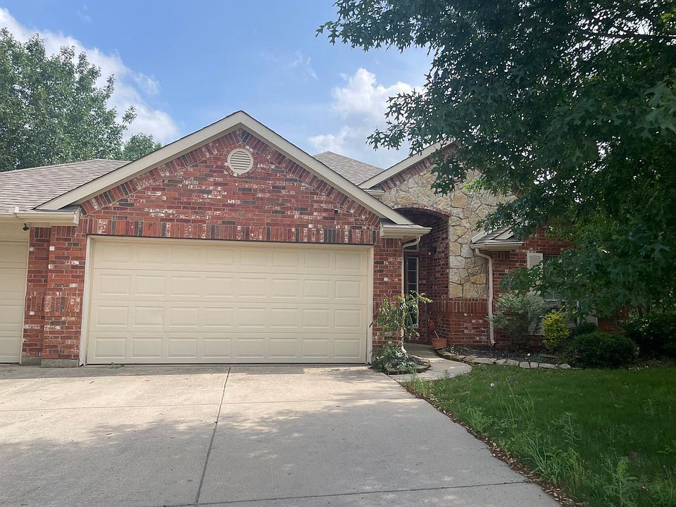 1st image of 2126 Lorrie Ln