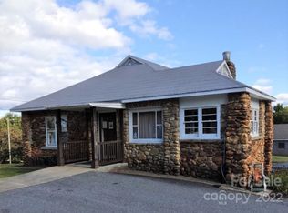 104 Rockett St, Morganton, NC 28655