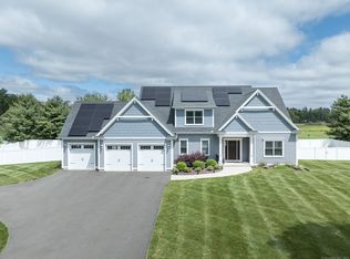 8 Stratton Farms Rd, West Suffield, CT 06093