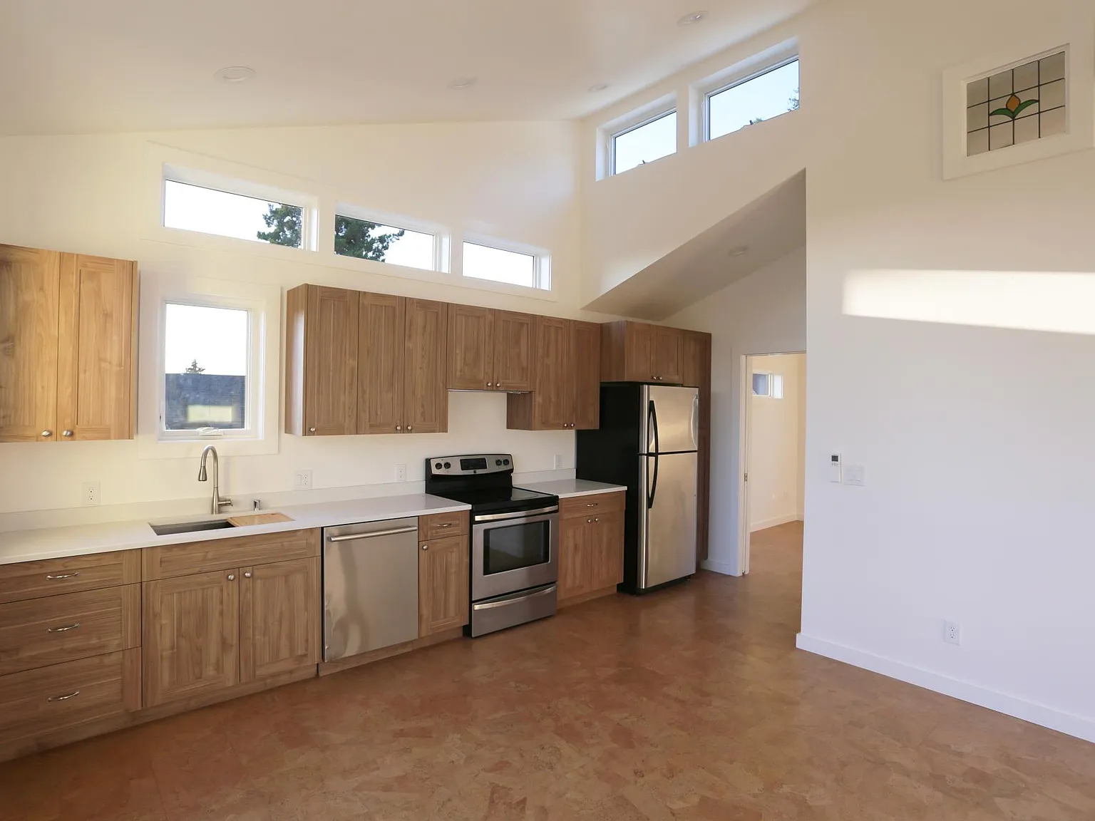 1 bed, 800 sqft, $2,350 — Photo 3