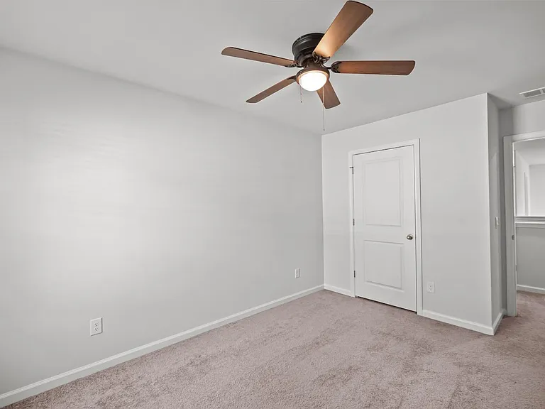72 Knotty Ct — Photo 33