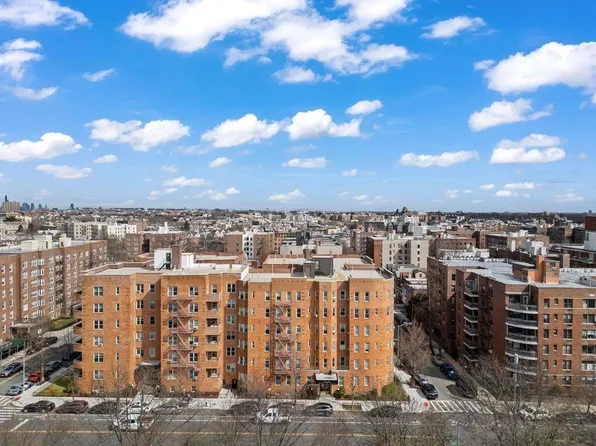 9437 Shore Road image 27 of 28