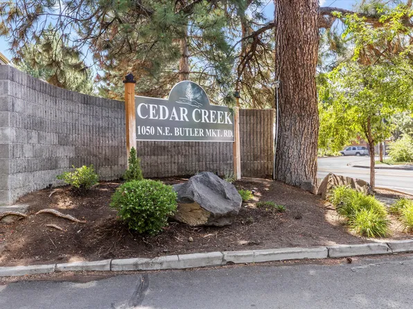 1050 NE Butler Market Rd APT 58, Bend, OR 97701
