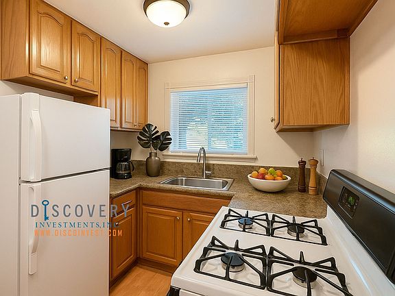 5th image of 31 Croxton Ave APT D