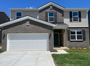 3615 Chaparral Ct, Louisville, KY 40229