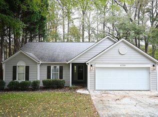 4209 Harris Ridge Ct, Roswell, GA 30076