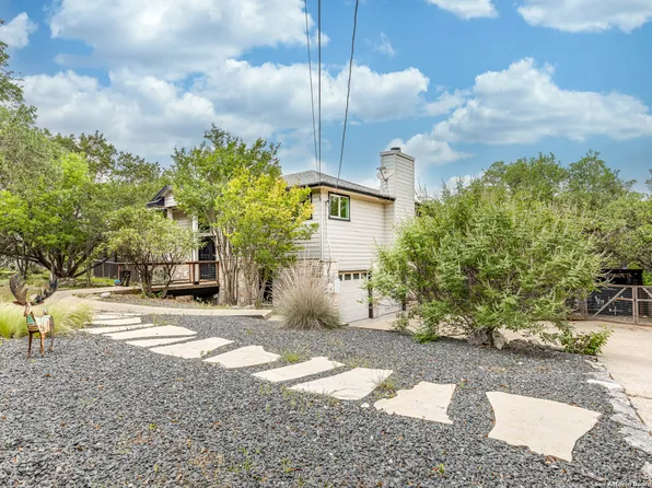 9811 REBEL QUEEN, San Antonio, TX 78255