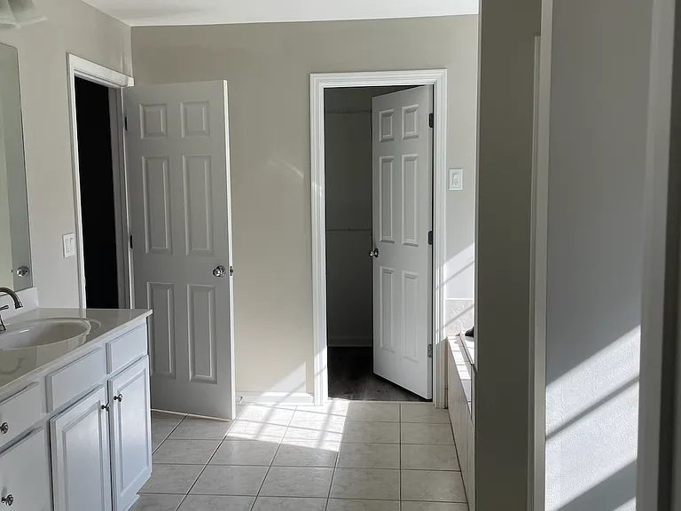 959 Park Knoll Ct — Photo 10