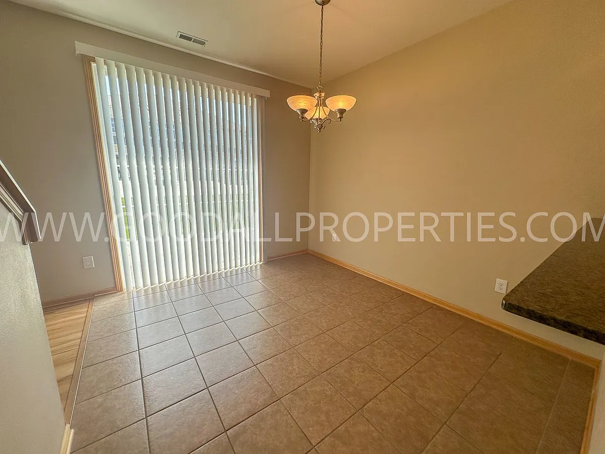 Building Photo - 8583 Rock Dr