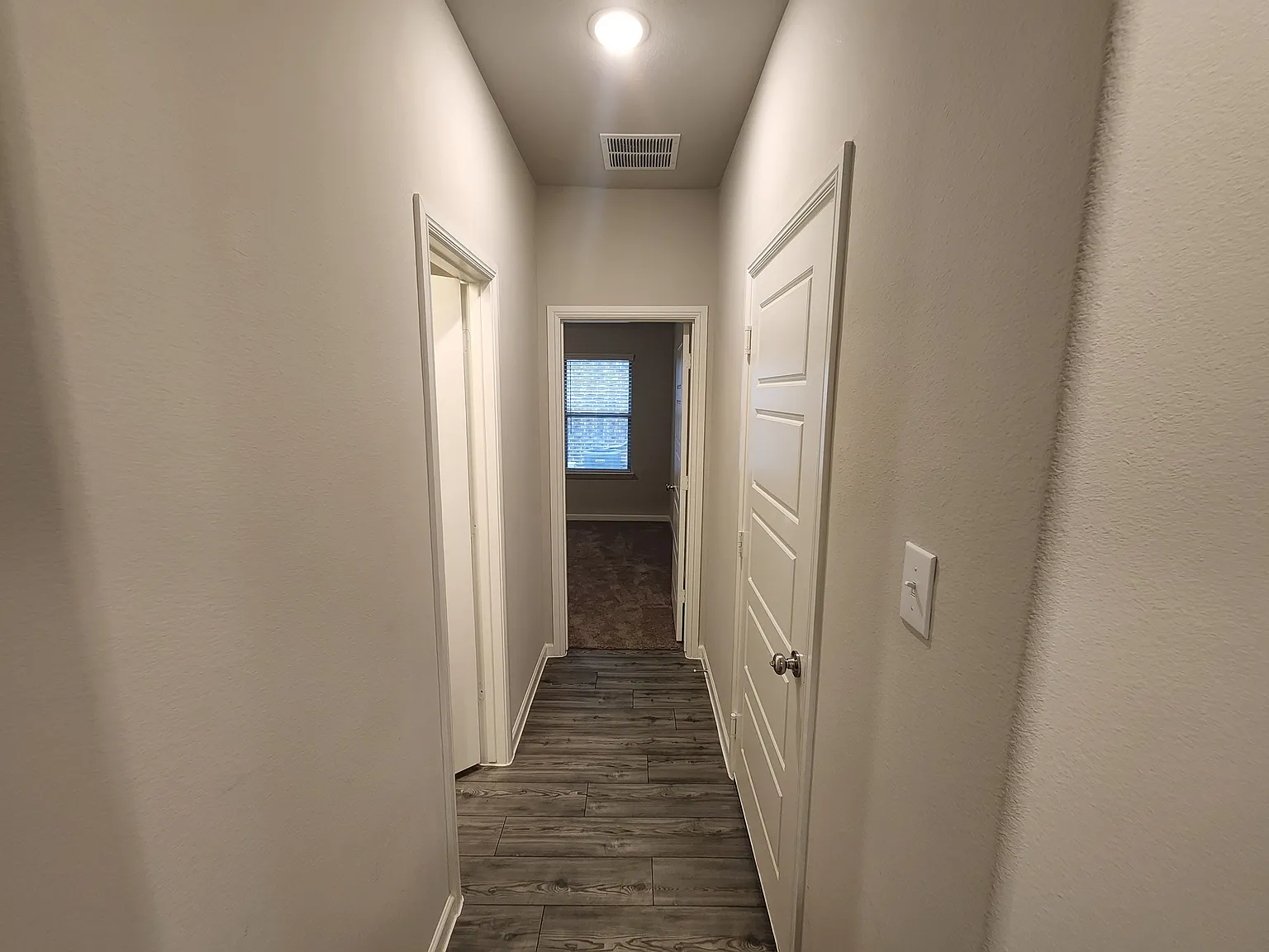 621 Maple Leaf Way - 1 — Photo 4