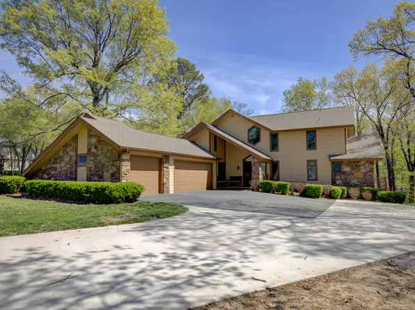 451545 Gyrfalcon Cir, Afton, OK 74331