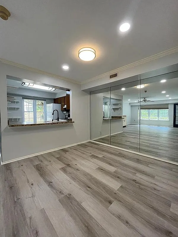 2 bed, 2.0 bath, 1125 sqft, $2,250 — Photo 4