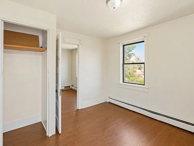 270 15th Street — Photo 22
